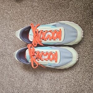 Reebok Classic  Sneakers  Sz US 10  Blue tones with Orange  accents Pre-owned